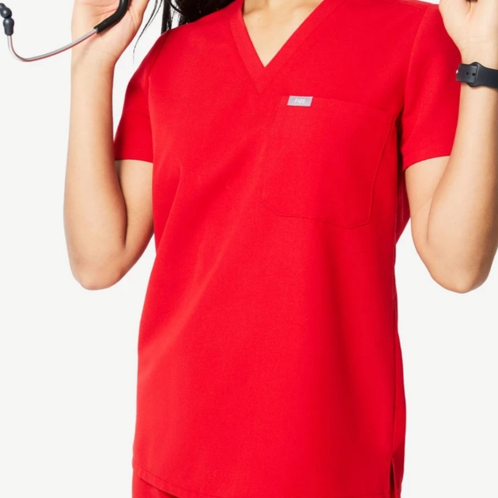 Fig catarina scrub top red